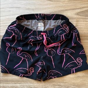 Chubbies Black and Pink Flamingo Lined Men’s Swim Trunks 5.5” inseam XL